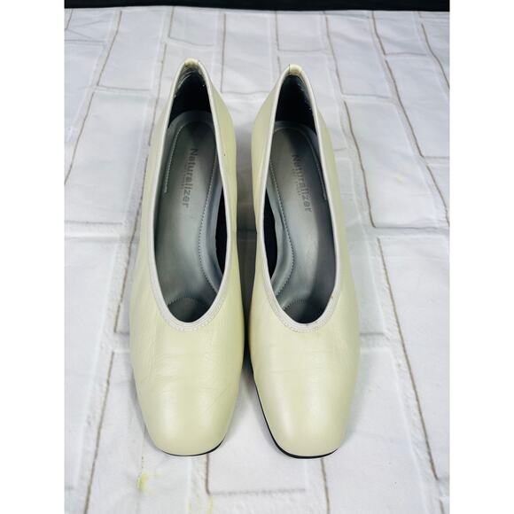 New Naturalizer light gray block heel pumps sz 8.5 - Picture 2 of 4